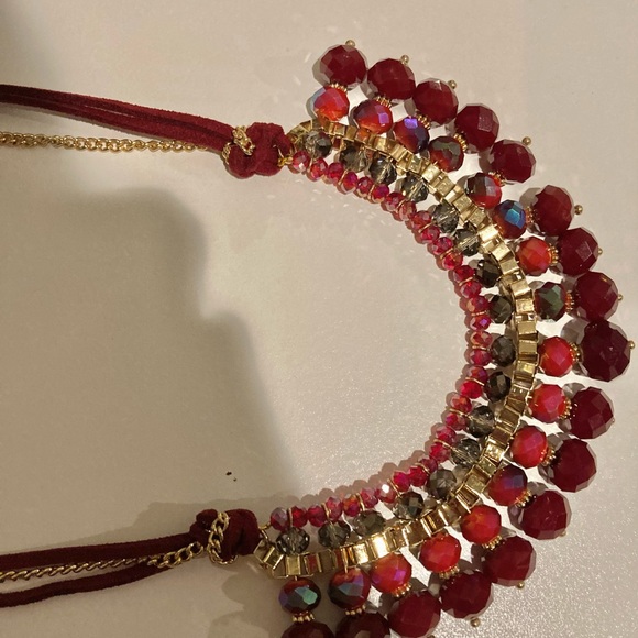 Necklace by Ali Khan New York. Beautiful. Pre Owned. Excellent Condition. - Picture 6 of 17